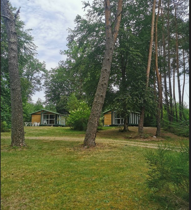 Chalet en pleine nature au calme camping correze