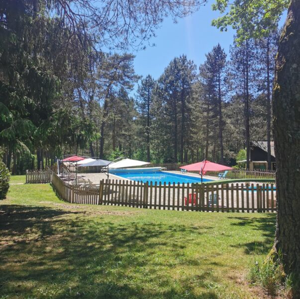 Camping avec Piscine chauffée en Corrèze
